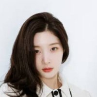 정채연